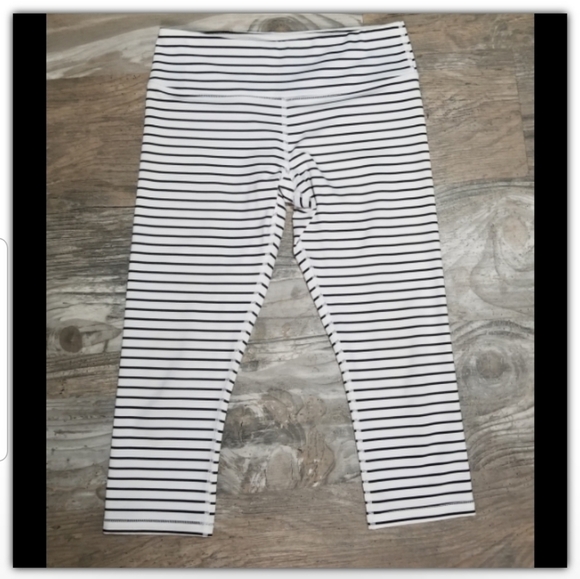 Scorpio Sol capri striped leggings size small - Picture 1 of 4